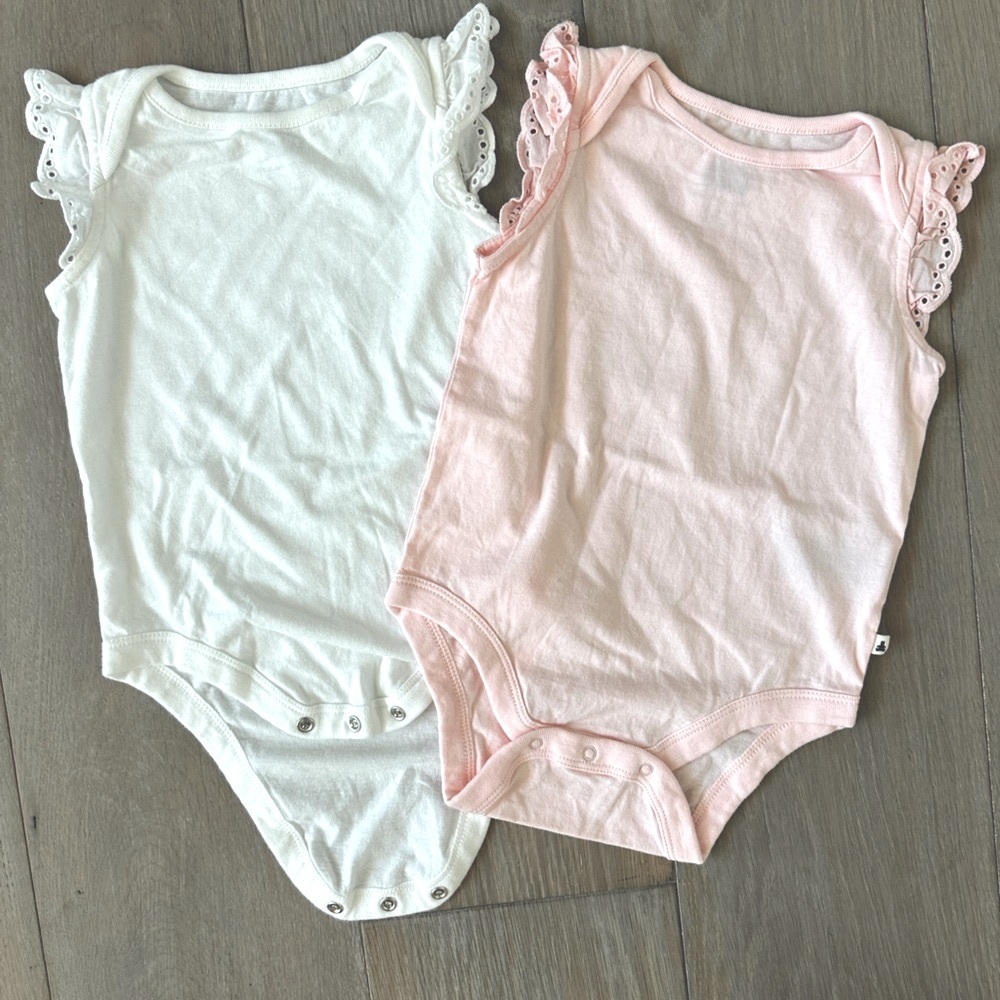 baby bodysuits -set of two NWOT
